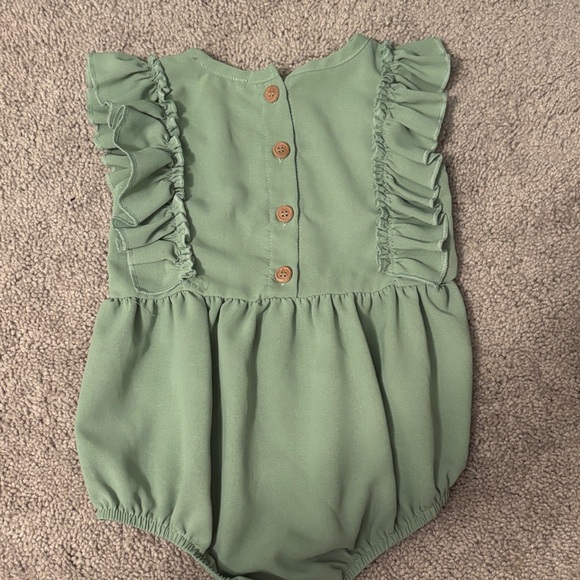 Green Ruffled Kids Top - Picture 3 of 3